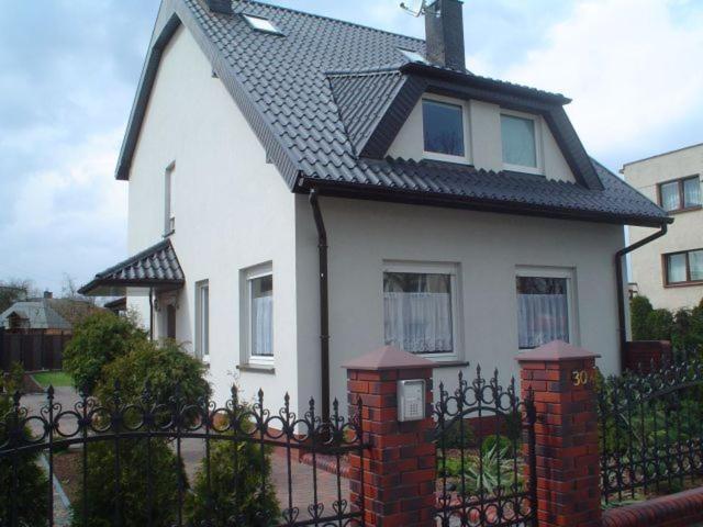 10 Bed And Breakfast Poznan Bagian luar foto