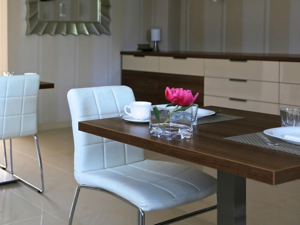 10 Bed And Breakfast Poznan Bagian luar foto